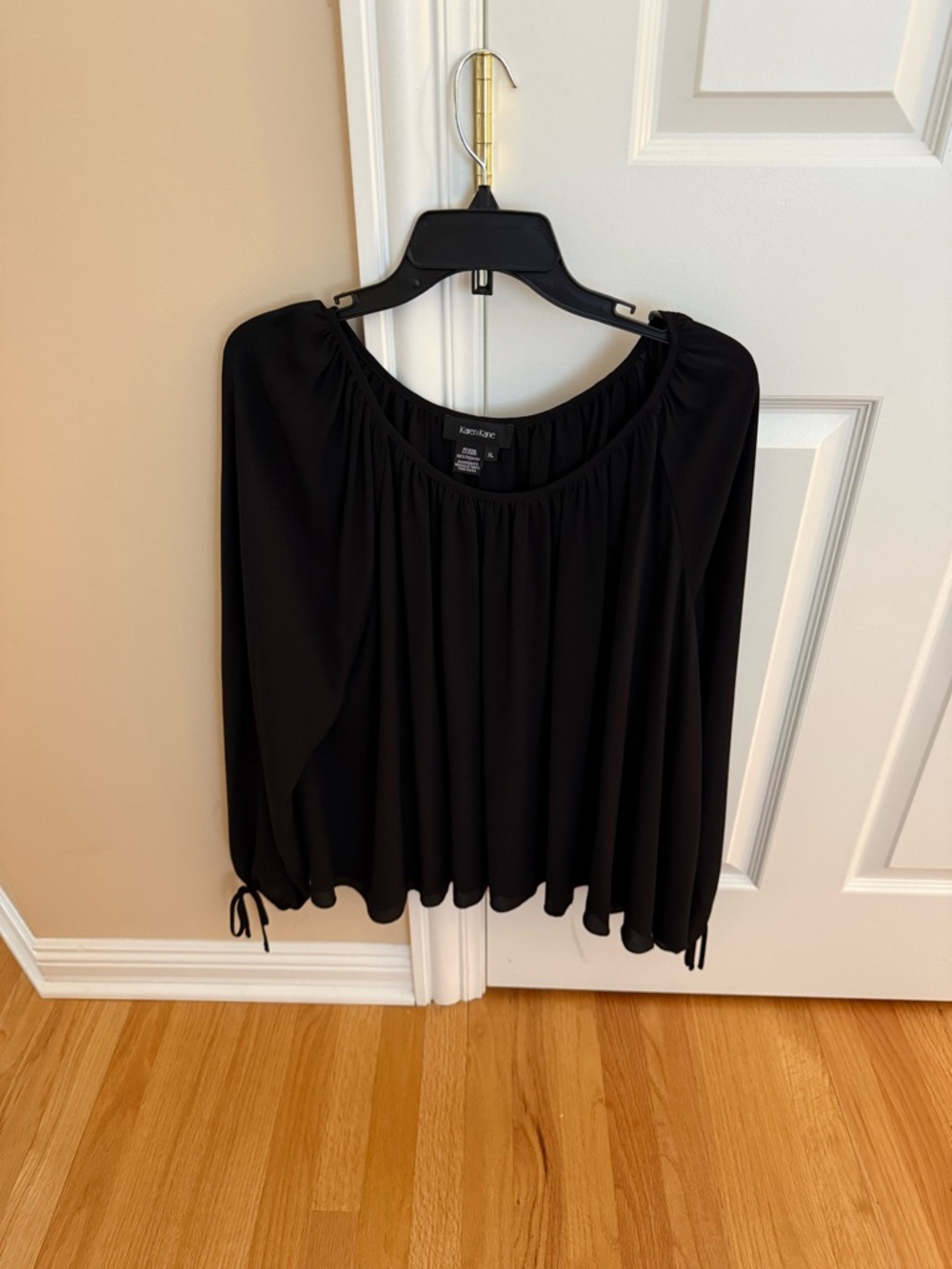 Karen Kane Black Peasant Top